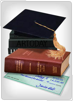 Un casquillo de la graduación, un cheque para la enseñanza, y los libros de texto de la universidad.